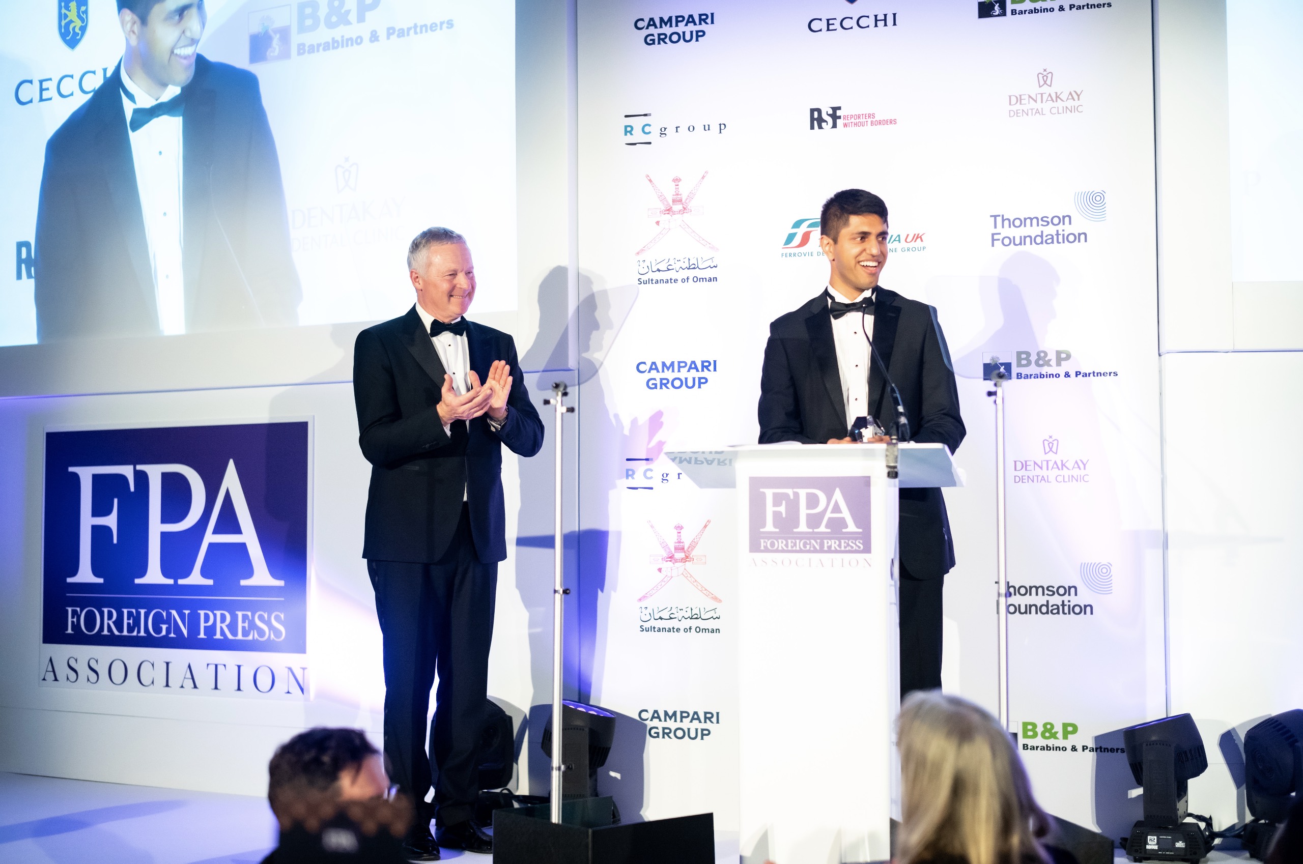 Simar Bajaj receives the FPA Science Story of the Year Award.