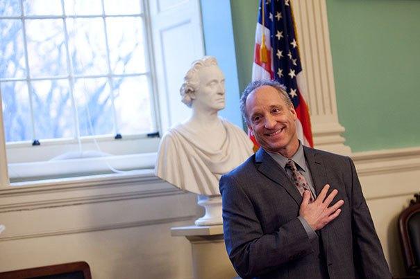 Dean Mike Smith hosts a Dean's Distinction Award reception