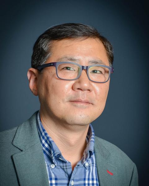 Professor Hongkun Park